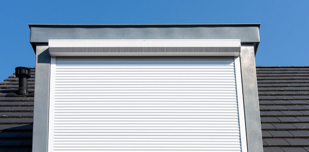 Estores caixa compacta PVC em Almada
